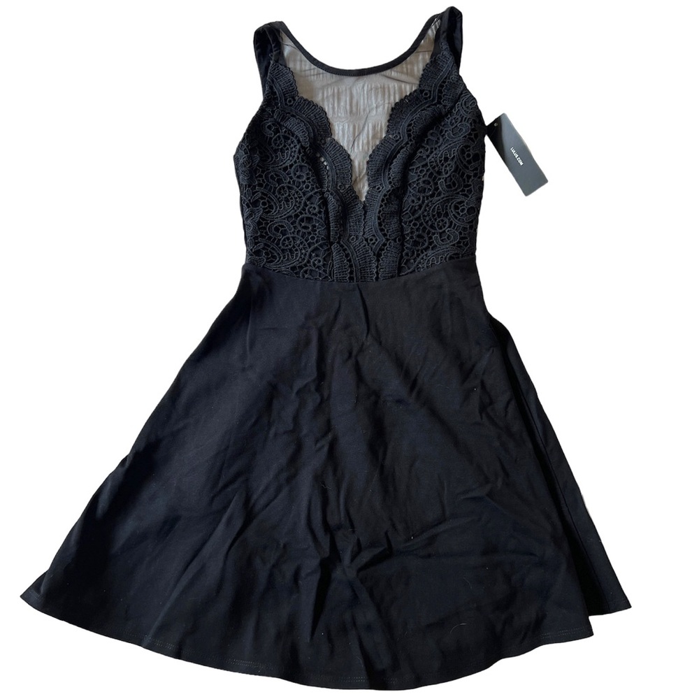 Lulu’s Black Lace Skater Dress XS - Picture 5 of 7